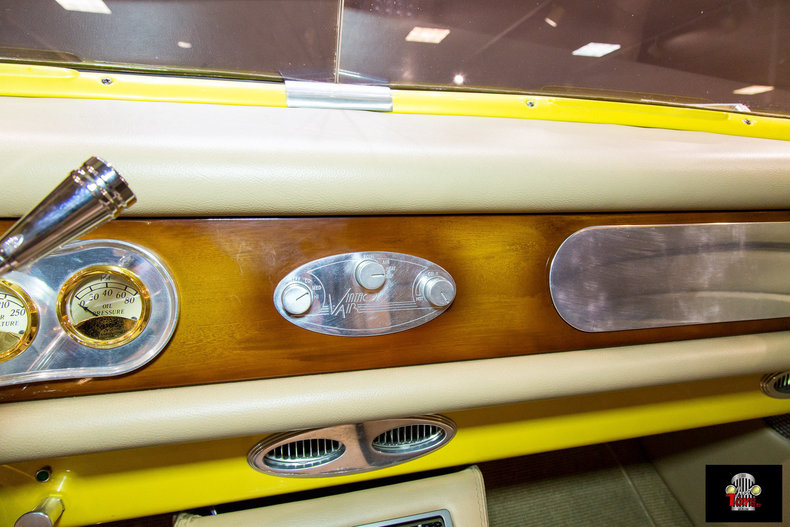 1941 Ford Deluxe