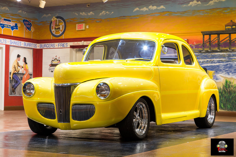 1941 Ford Deluxe
