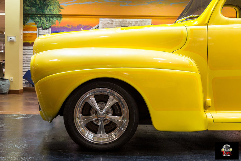 1941 Ford Deluxe