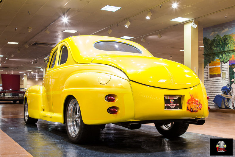 1941 Ford Deluxe
