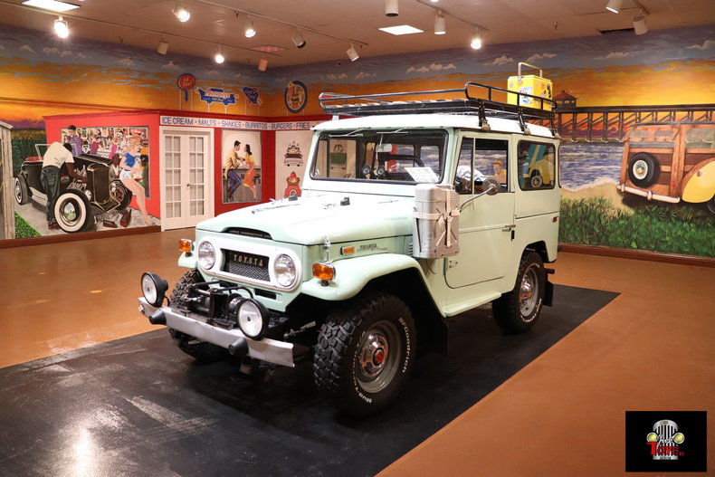 1974 Toyota FJ40