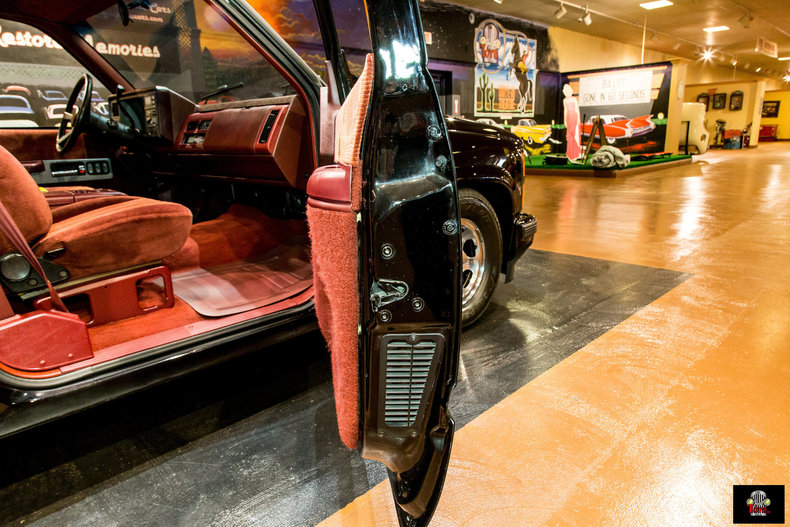 1990 Chevrolet Truck