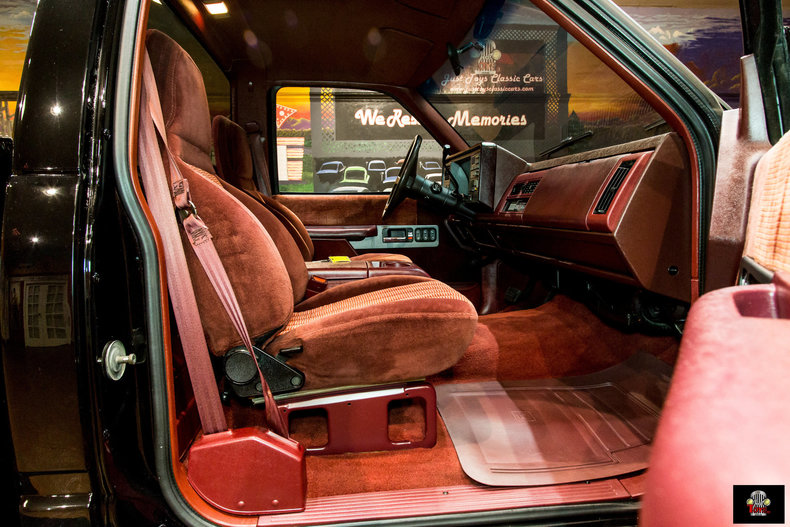 1990 Chevrolet Truck