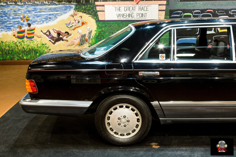 1990 Mercedes-Benz 560