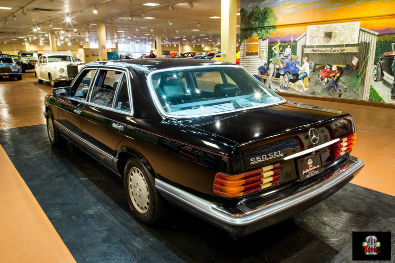 1990 Mercedes-Benz 560