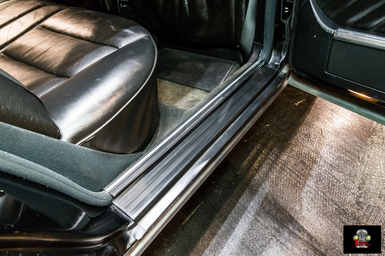 1990 Mercedes-Benz 560