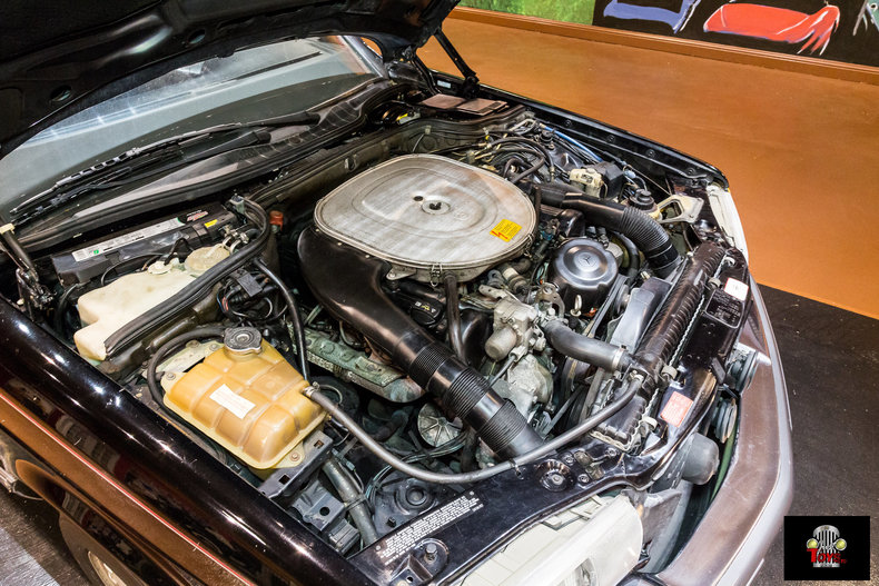 1990 Mercedes-Benz 560