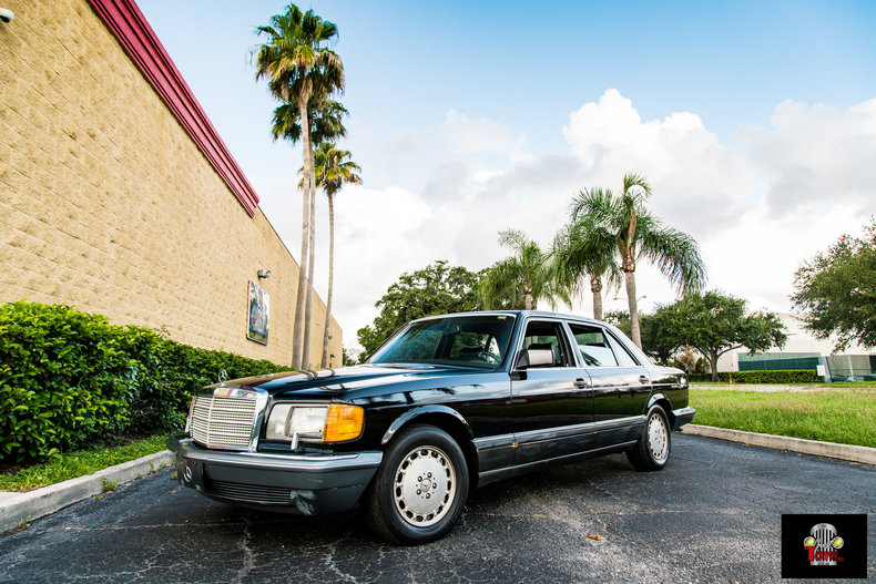 1990 Mercedes-Benz 560