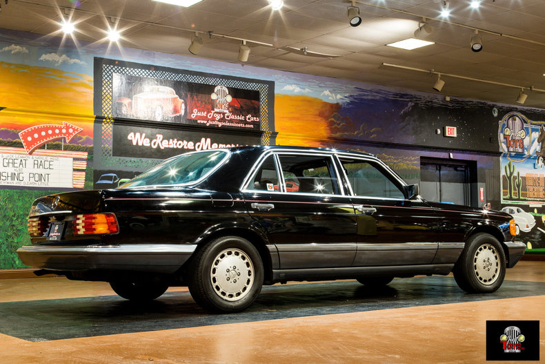 1990 Mercedes-Benz 560
