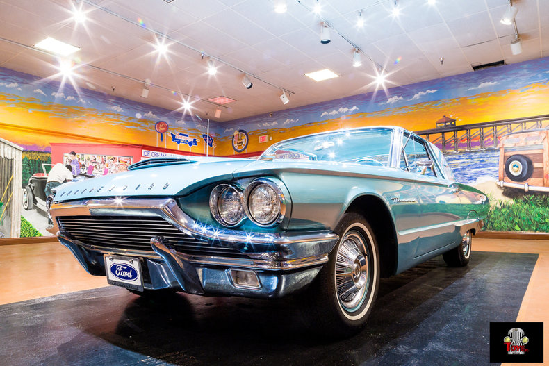 1964 Ford Thunderbird