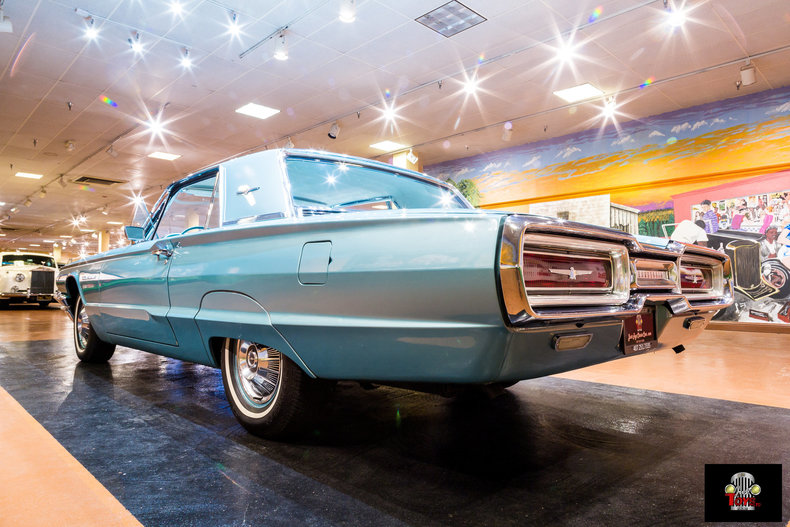 1964 Ford Thunderbird