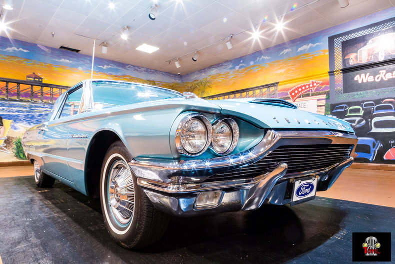 1964 Ford Thunderbird