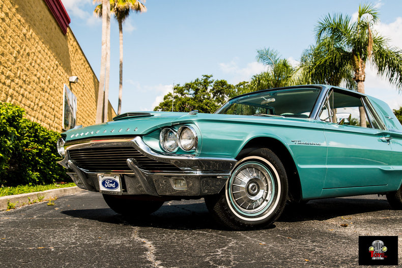 1964 Ford Thunderbird