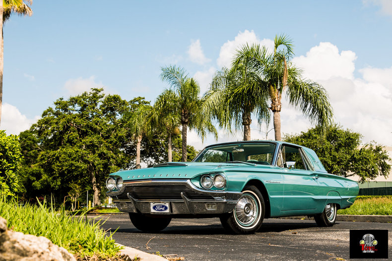 1964 Ford Thunderbird