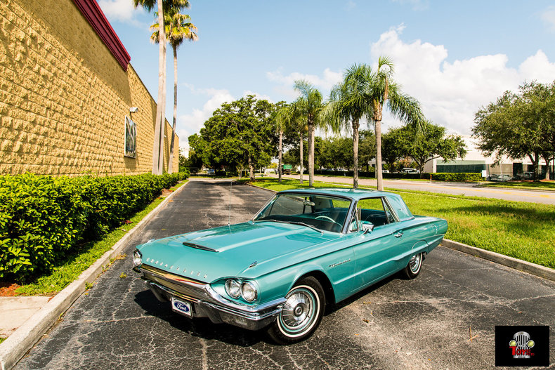 1964 Ford Thunderbird