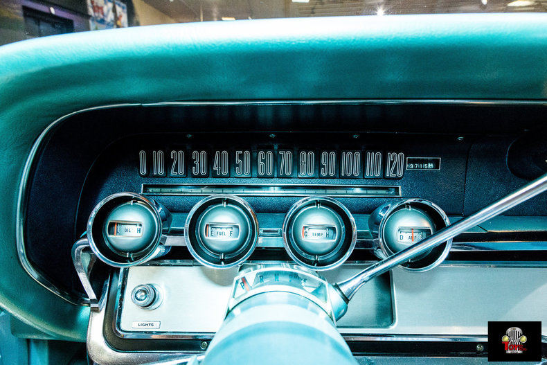 1964 Ford Thunderbird