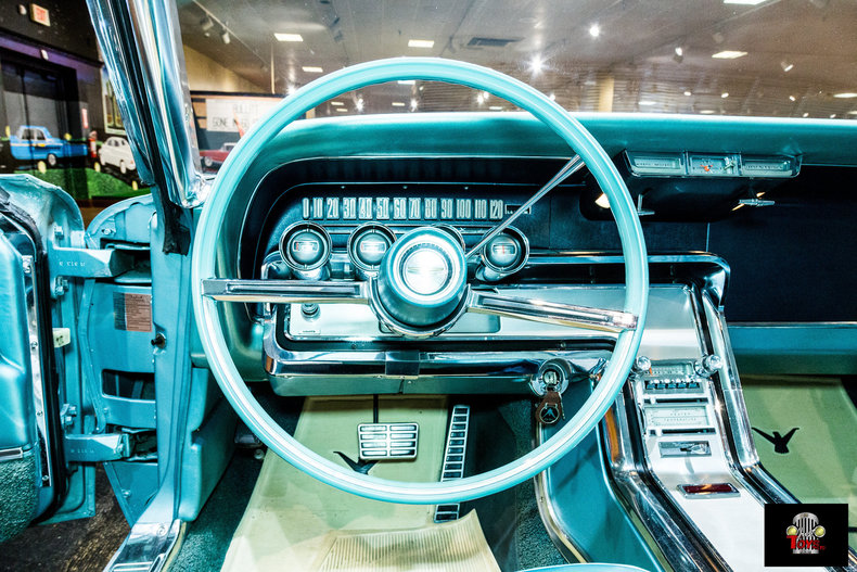 1964 Ford Thunderbird