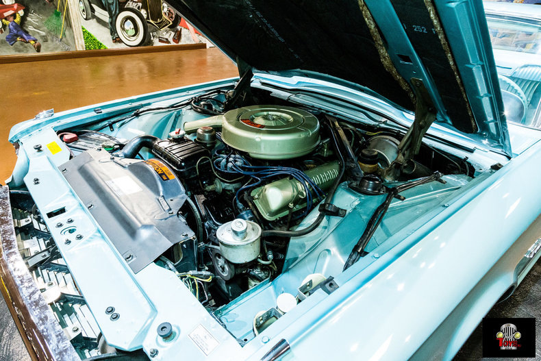 1964 Ford Thunderbird