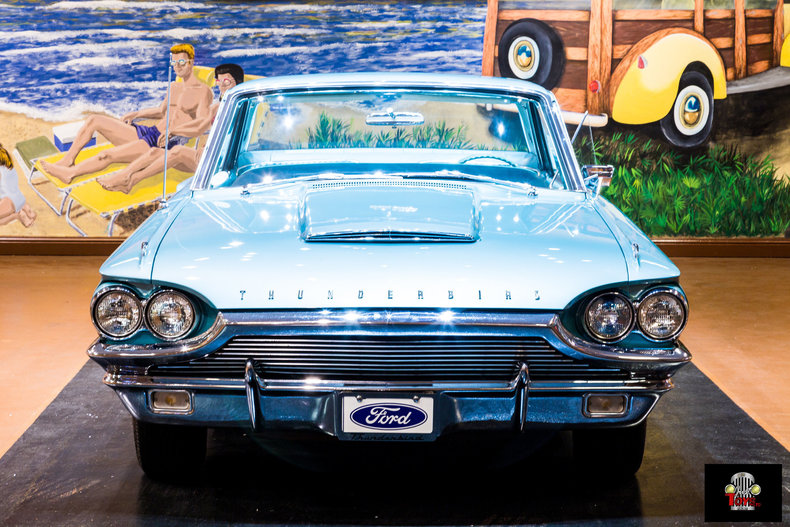 1964 Ford Thunderbird