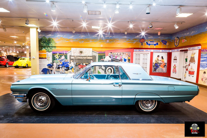 1964 Ford Thunderbird