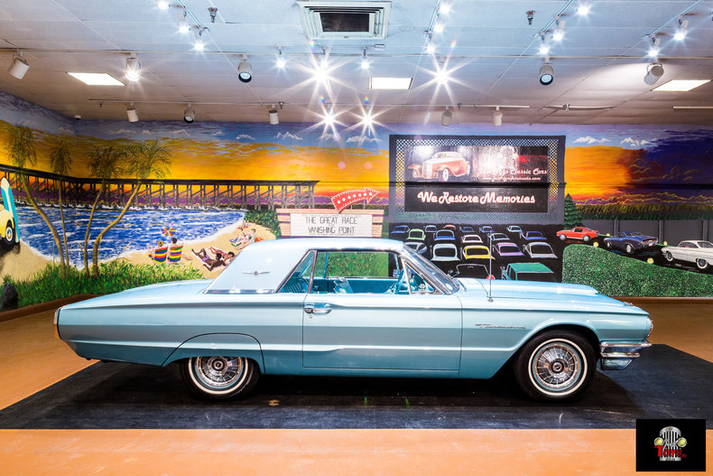 1964 Ford Thunderbird