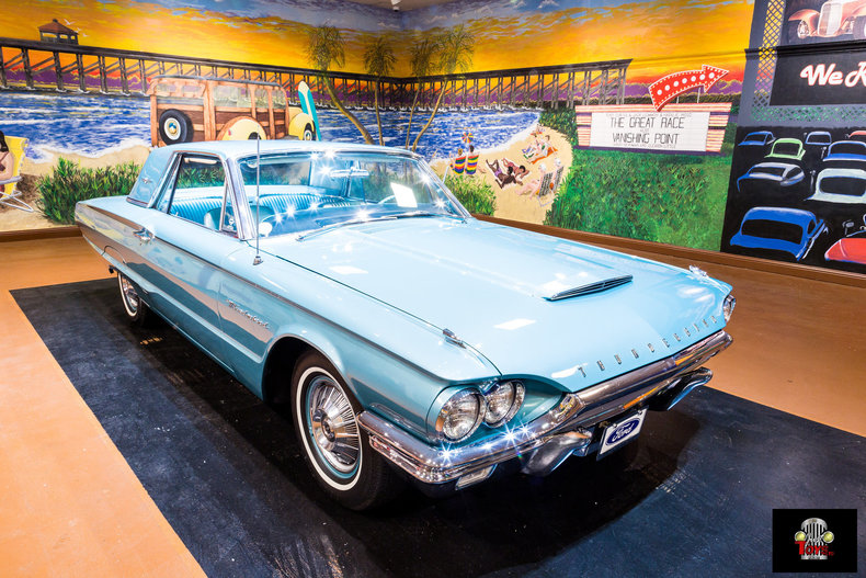 1964 Ford Thunderbird