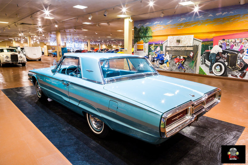 1964 Ford Thunderbird