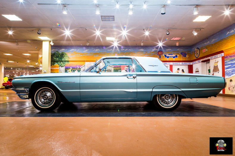 1964 Ford Thunderbird