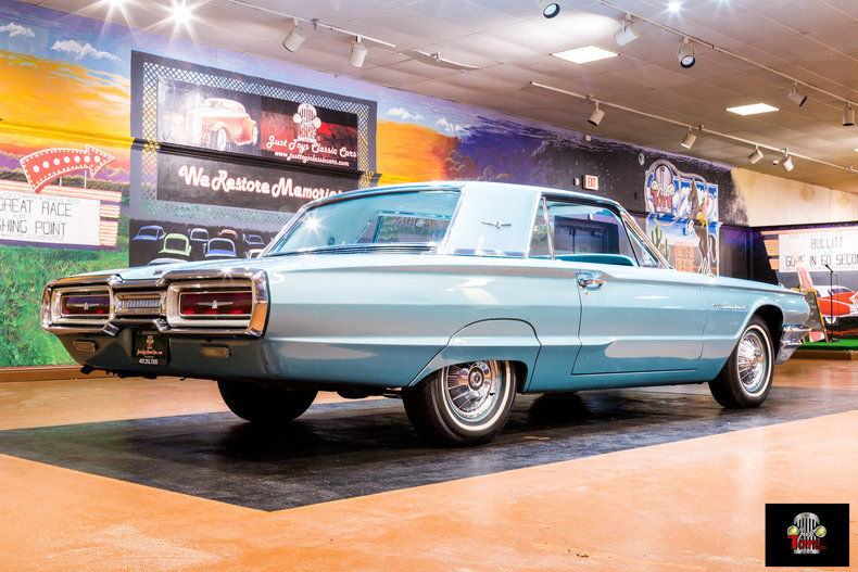1964 Ford Thunderbird