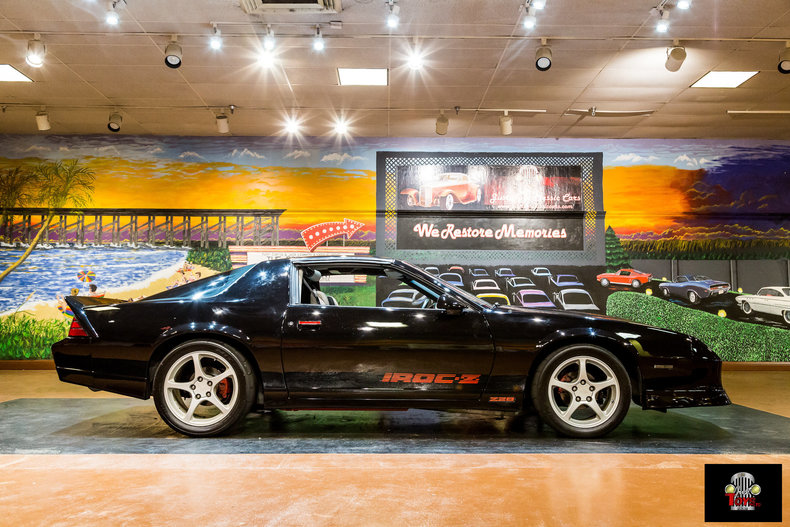 40491244954e2 low res 1987 chevrolet camaro iroc z
