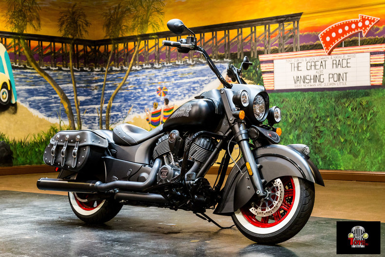 2017 Indian Dark Horse