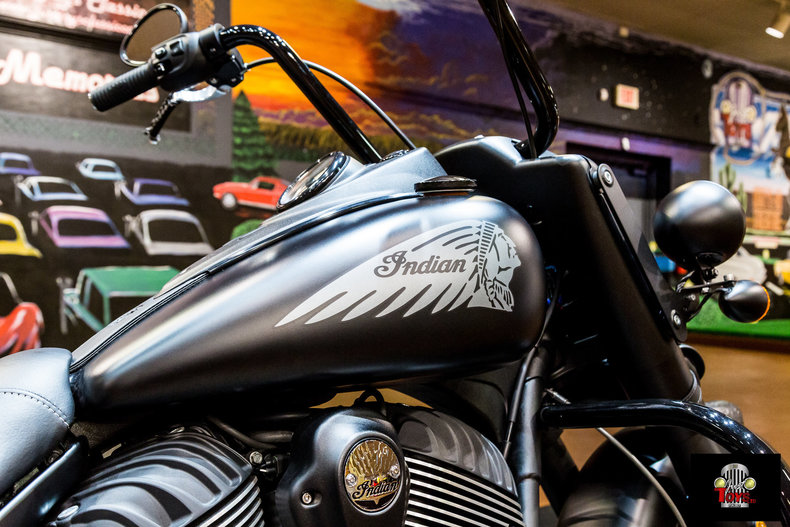 2017 Indian Dark Horse