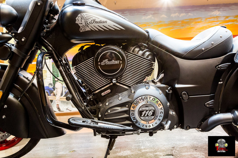 2017 Indian Dark Horse
