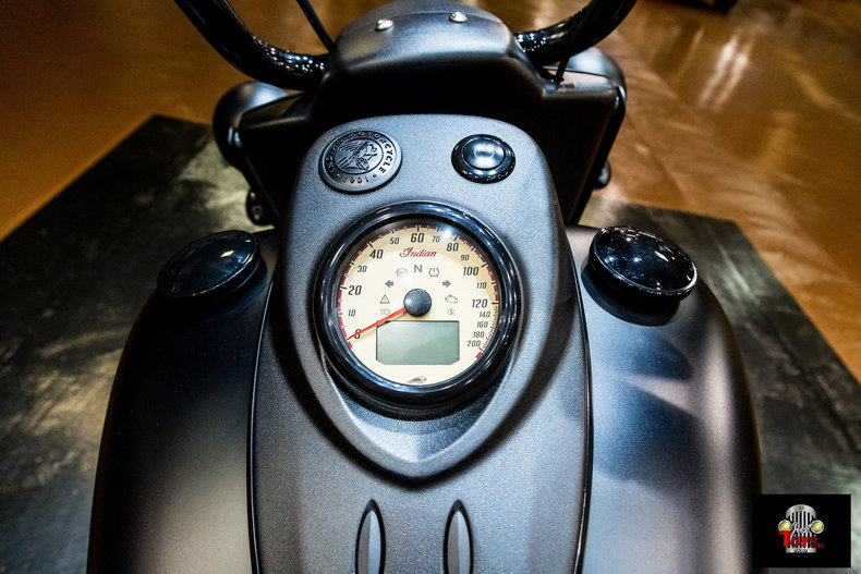 2017 Indian Dark Horse