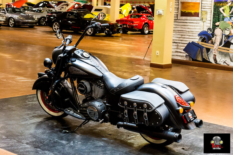2017 Indian Dark Horse