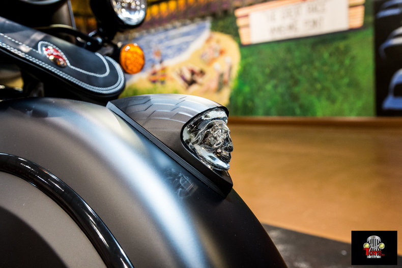 2017 Indian Dark Horse