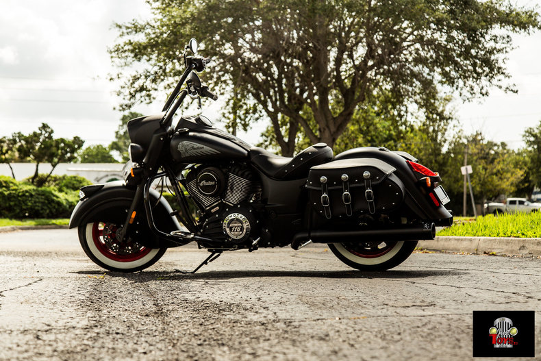 2017 Indian Dark Horse