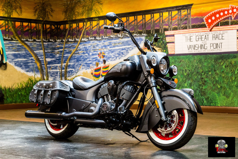 2017 Indian Dark Horse