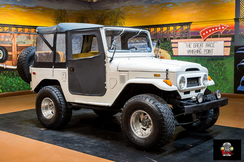 1974 Toyota FJ40