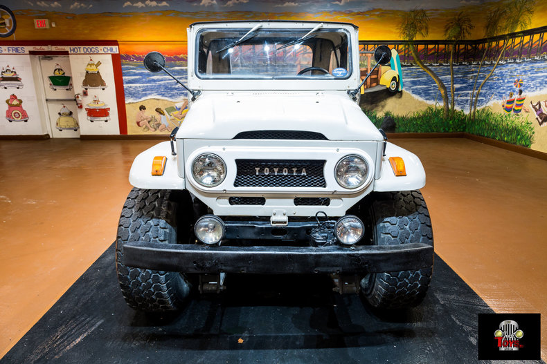 1974 Toyota FJ40