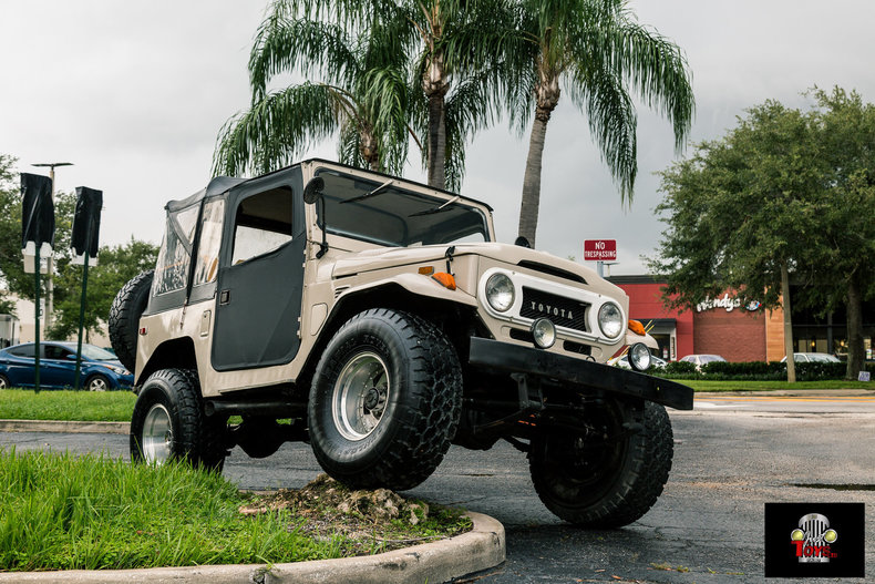 1974 Toyota FJ40