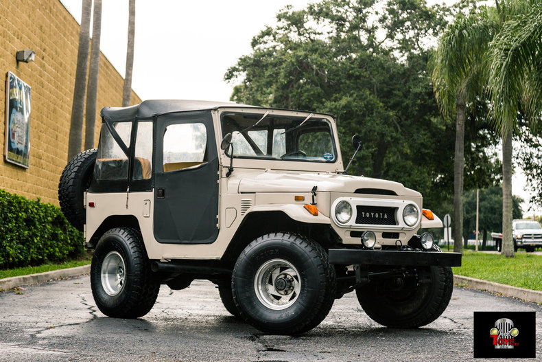 1974 Toyota FJ40