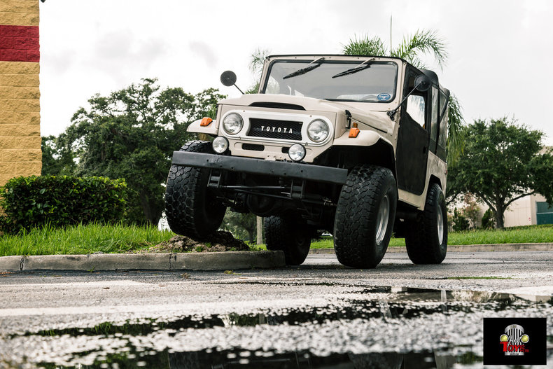 1974 Toyota FJ40