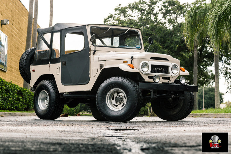 1974 Toyota FJ40