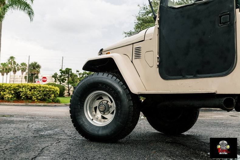 1974 Toyota FJ40