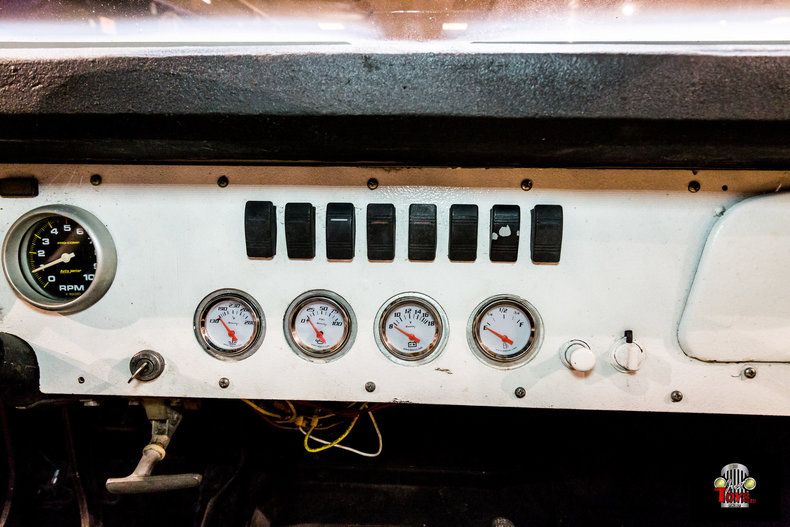1974 Toyota FJ40