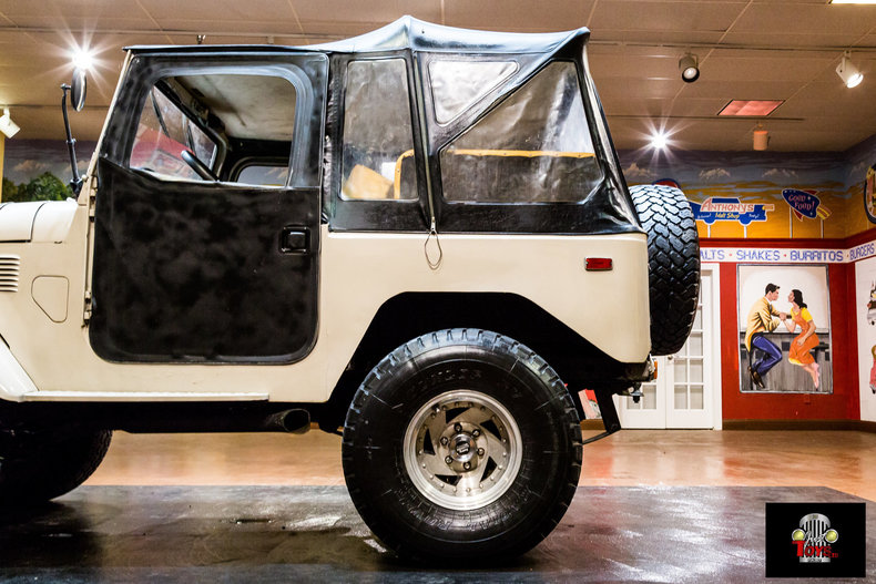 1974 Toyota FJ40