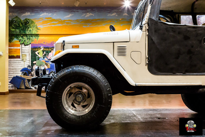 1974 Toyota FJ40