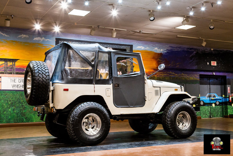 1974 Toyota FJ40