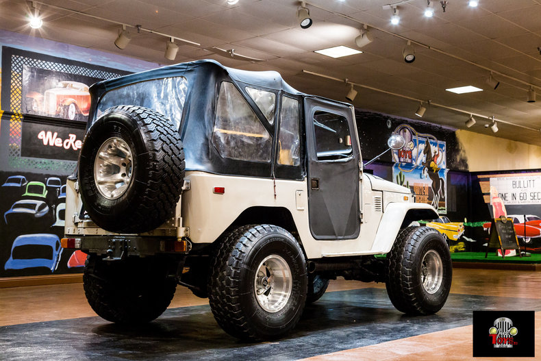 1974 Toyota FJ40